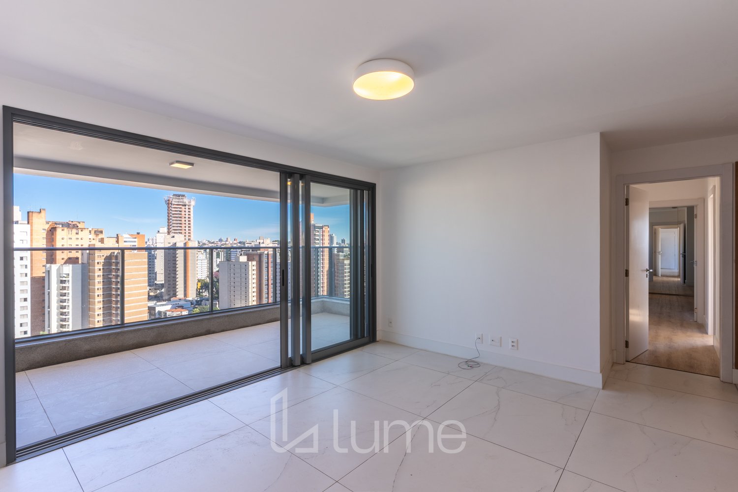 Um apartamento atual na Maria Monteiro